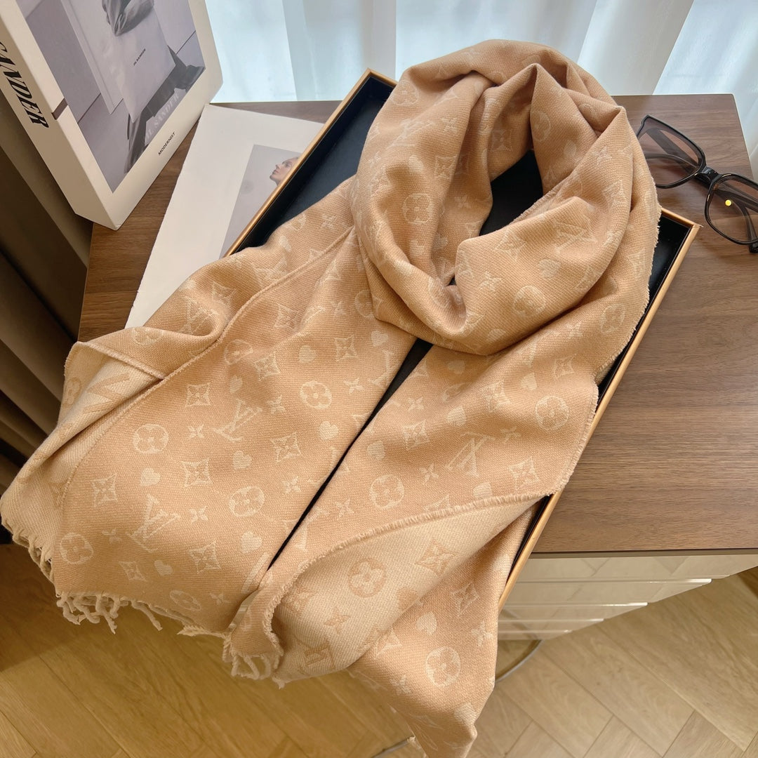 Louis Vuitton Premium Woven Vintage Embossed Scarf for Women – product image 22