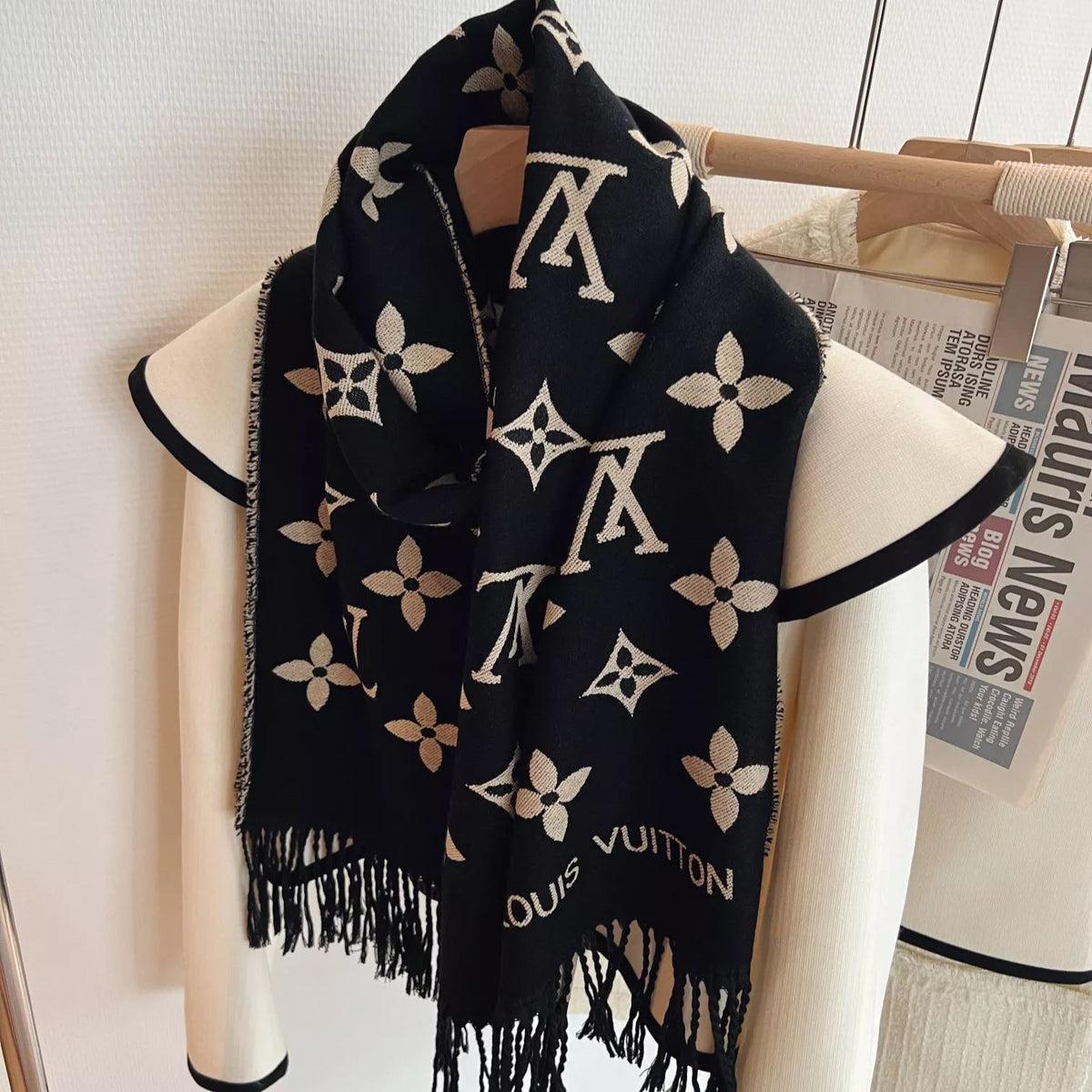 Louis Vuitton Premium Woven Wild At Heart Series Monogram Fringe Scarf Shawl – product image 7