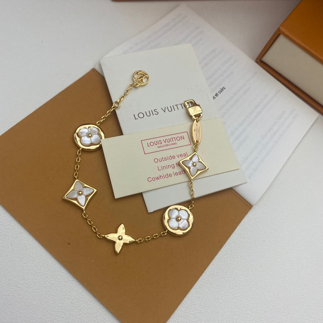 Louis Vuitton Shell Bracelet – Luxury Jewelry – product image 1