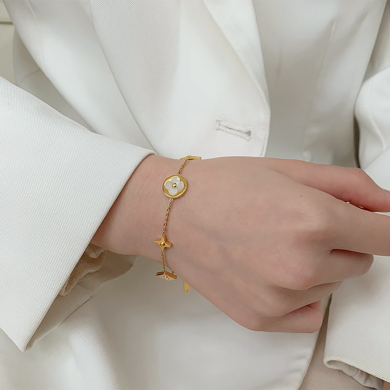 Louis Vuitton Shell Bracelet – Luxury Jewelry – product image 2