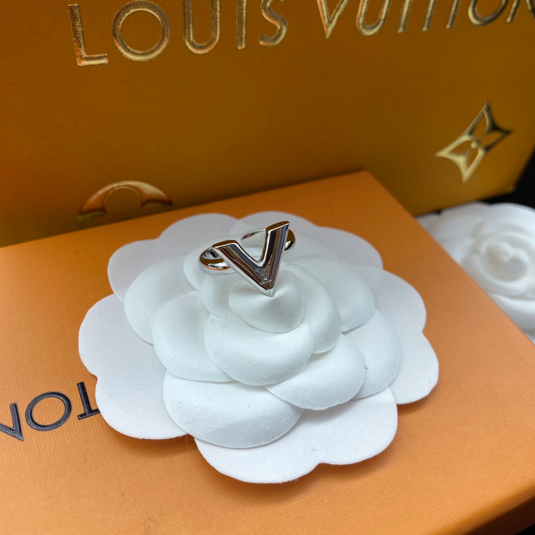 Louis Vuitton Simple V-Shaped Open Ring – Luxury Designer Jewelry – product image 2