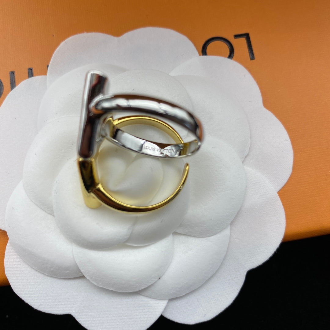 Louis Vuitton Simple V-Shaped Open Ring – Luxury Designer Jewelry – product image 7