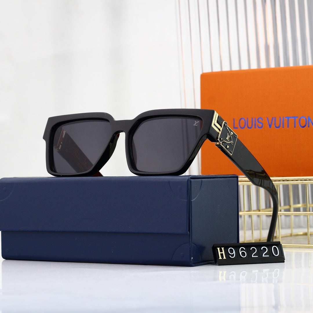 Louis Vuitton Square Polarized Sunglasses for Unisex – product image 1