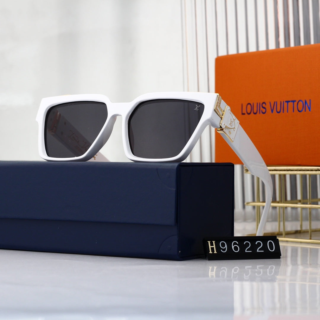 Louis Vuitton Square Polarized Sunglasses for Unisex – product image 5