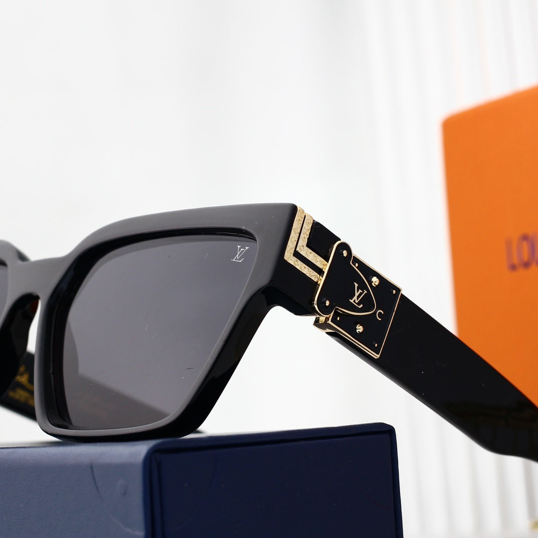 Louis Vuitton Square Polarized Sunglasses for Unisex – product image 9