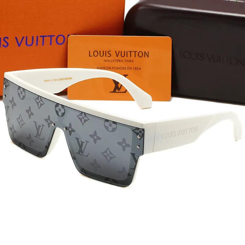 Louis Vuitton Square Watermark Sunglasses for Unisex – product image 9