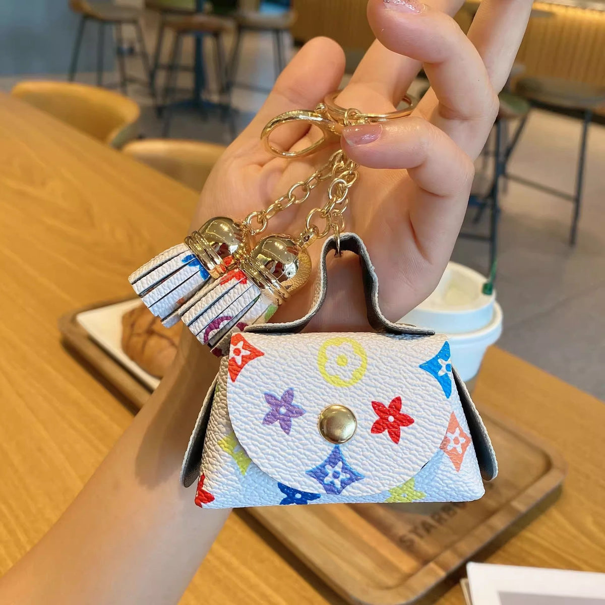 louis-vuitton-tassel-coin-purse-keychain-white