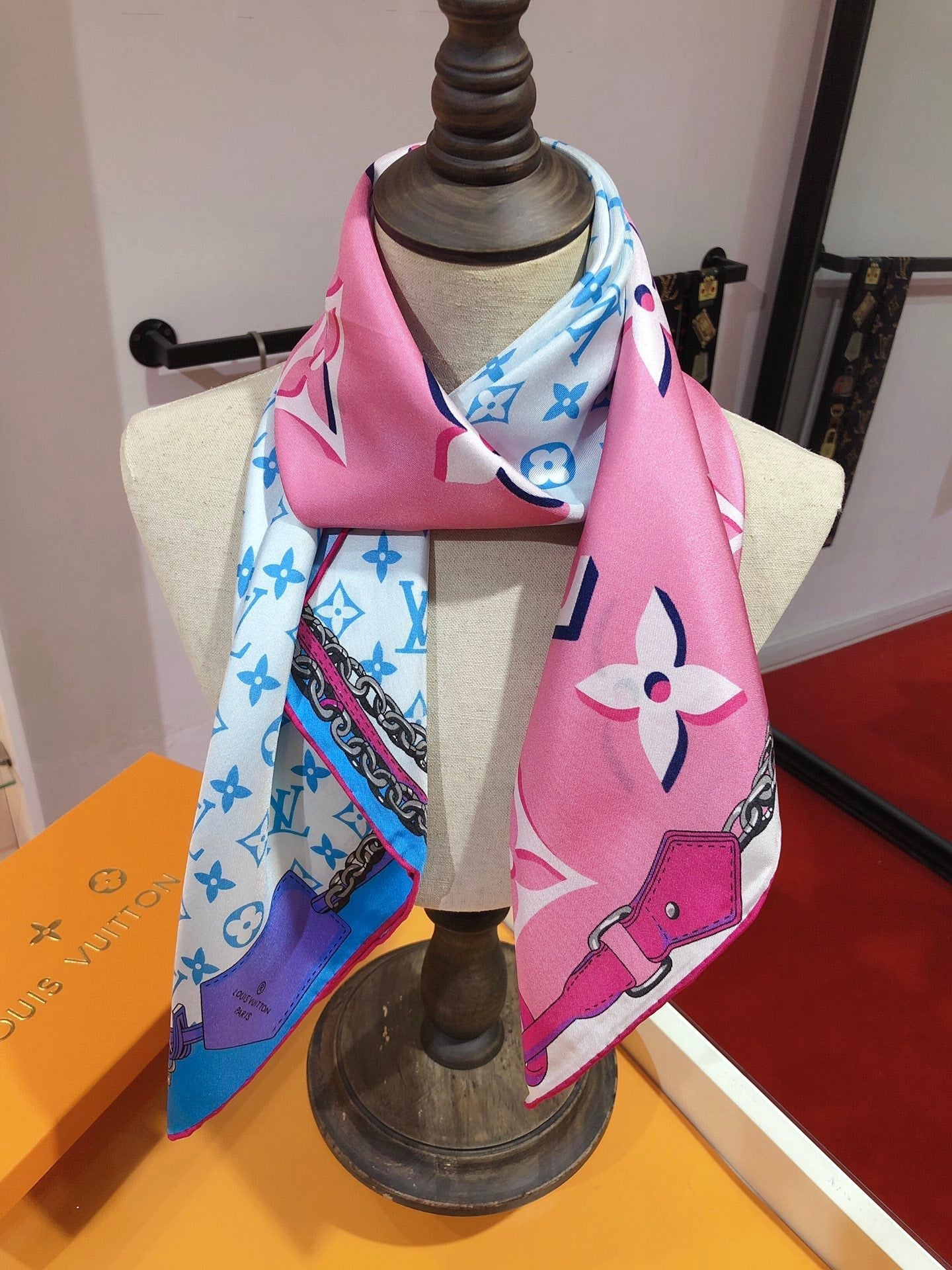 Louis Vuitton Twill Silk 3D Monogram Square Scarf for Women – product image 7