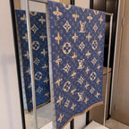 Louis Vuitton Two-Tone Monogram Jacquard Cashmere Scarf for Women – product image 7