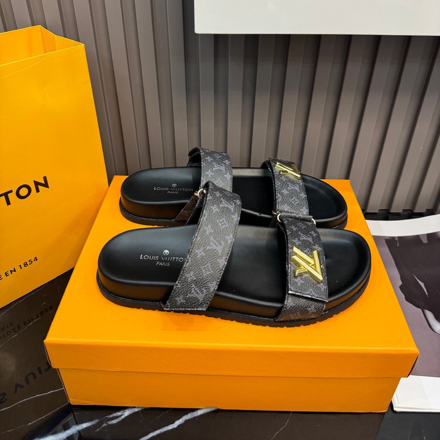 Louis Vuitton Unisex Leather Monogram Sandals – sandals product image 12