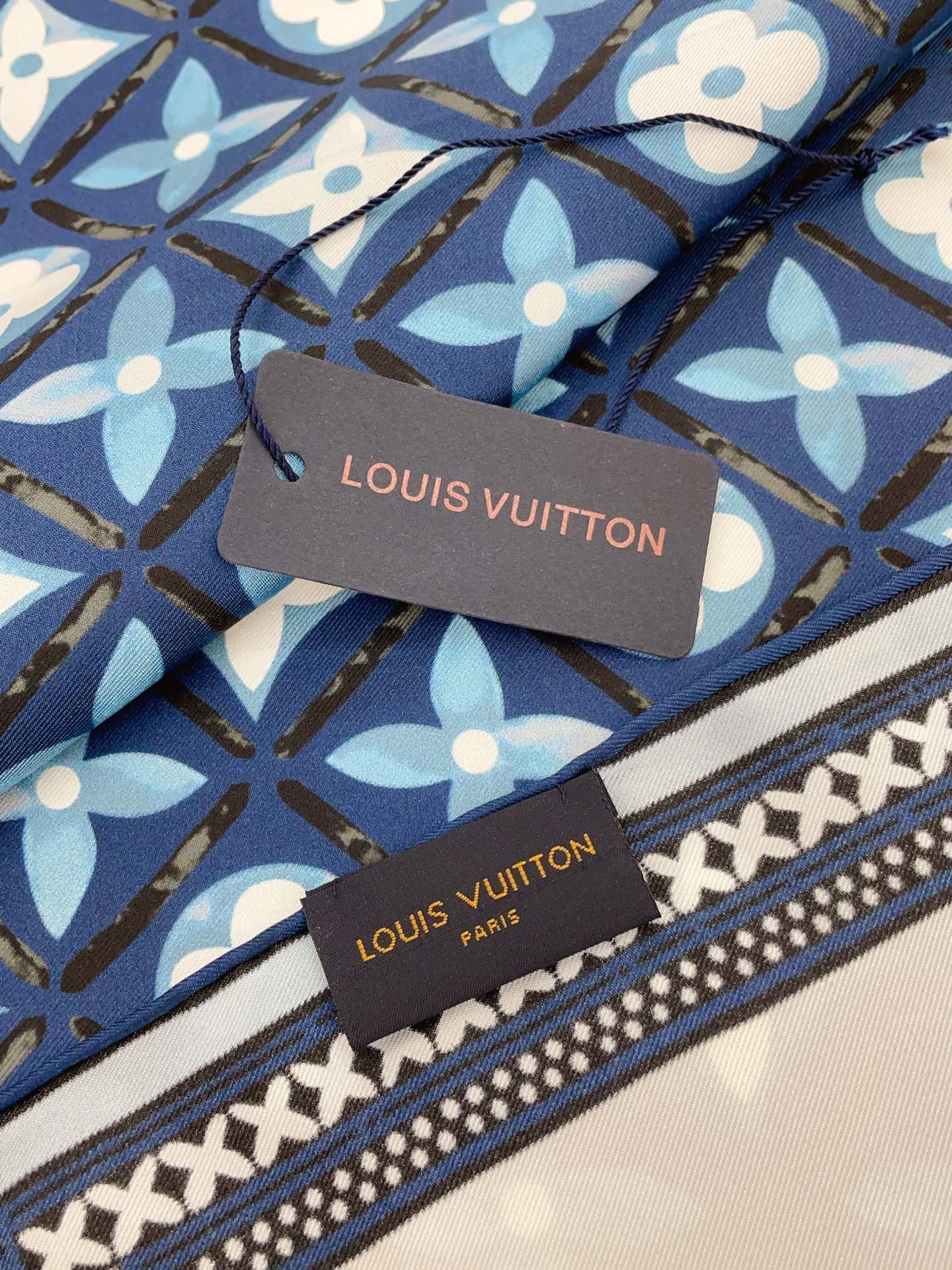 Louis Vuitton Vintage Embossed Square Silk Scarf for Women – product image 13