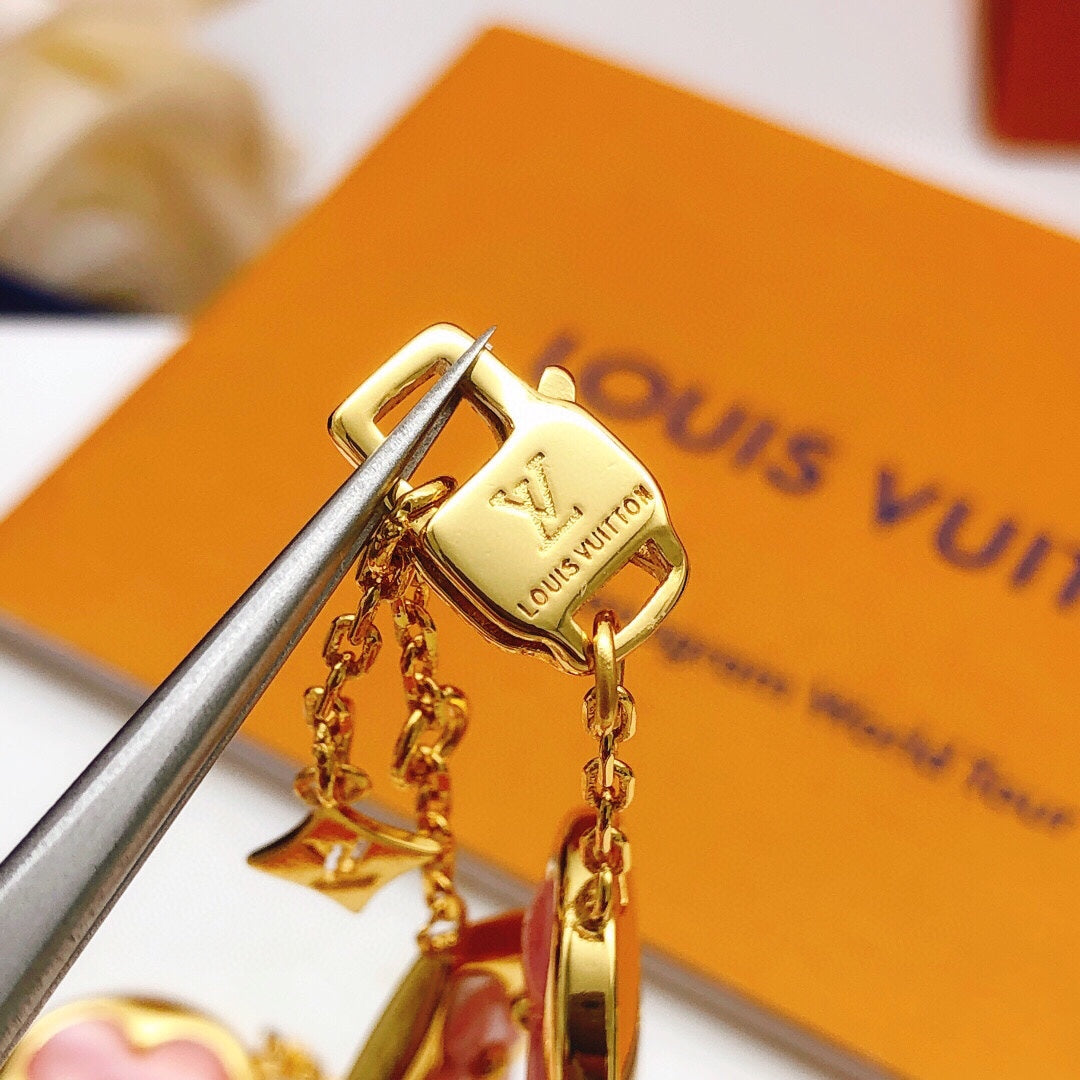 Louis Vuitton White Mother-Of-Pearl Flower Bracelet – Luxury Jewelry – product image 5