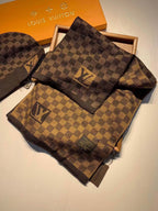 Louis Vuitton Wool Knitted Scarf & Hat Combo Set for Women – product image 13