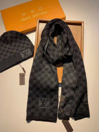 Louis Vuitton Wool Knitted Scarf & Hat Combo Set for Women – product image 3