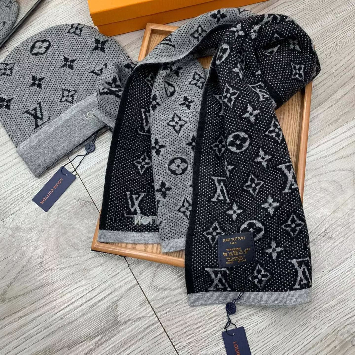 Louis Vuitton Wool Logo Embroidery Jacquard Scarf Hat Set for Women – product image 8