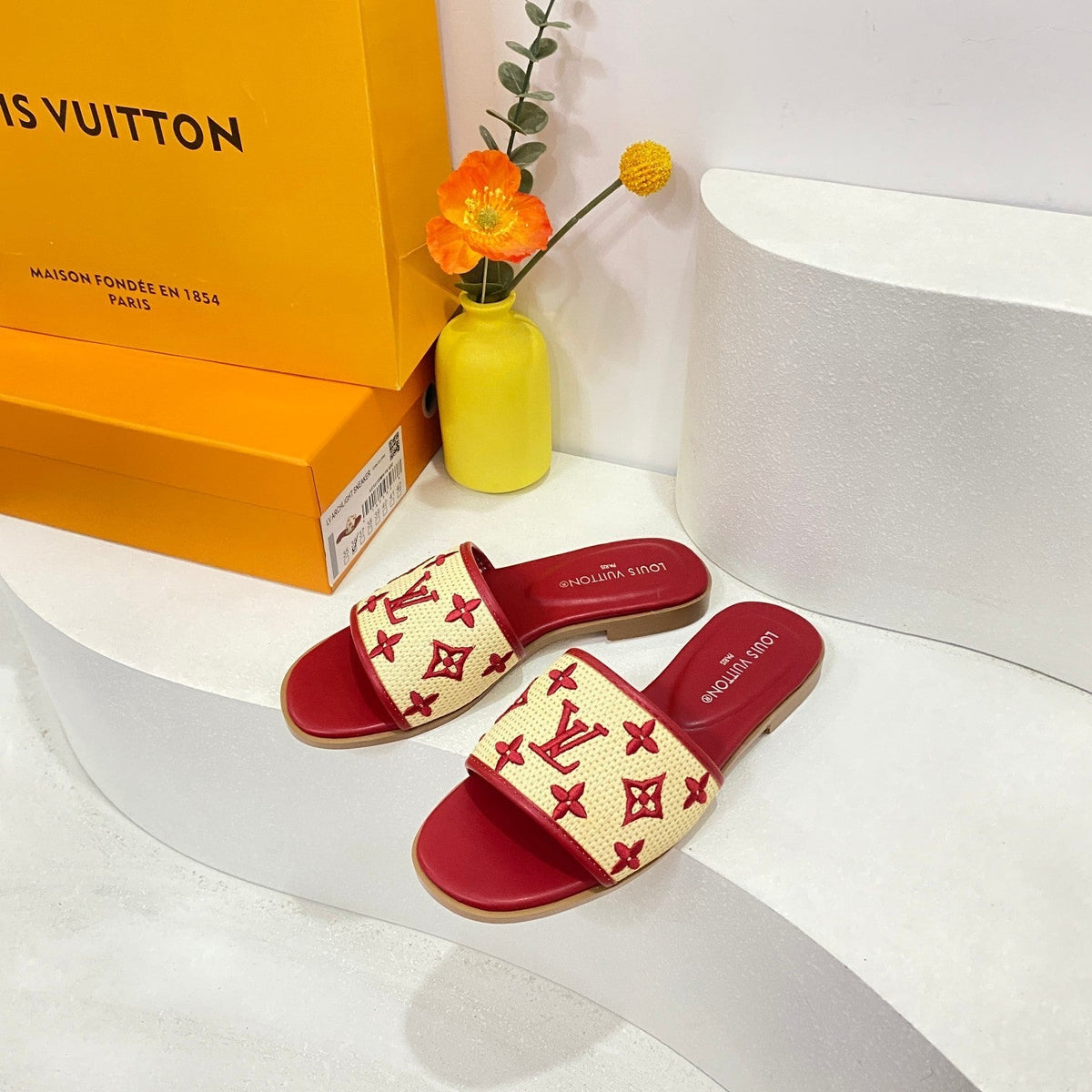 Louis Vuitton Woven Embroidered Slippers – slippers product image 16
