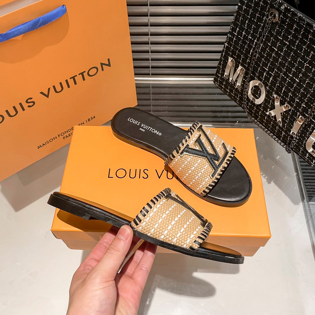 Louis Vuitton Woven Leather Flat Slippers – slippers product image 13