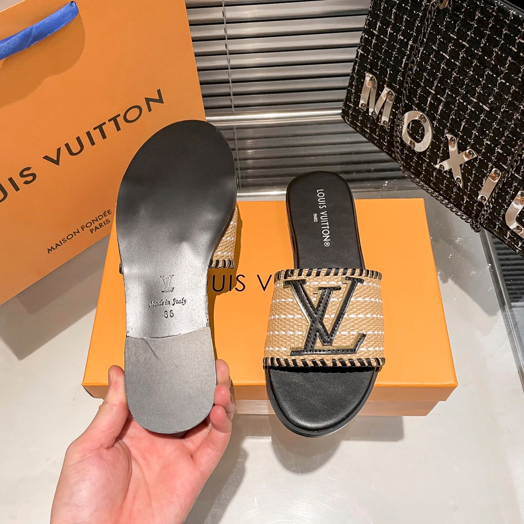 Louis Vuitton Woven Leather Flat Slippers – slippers product image 16
