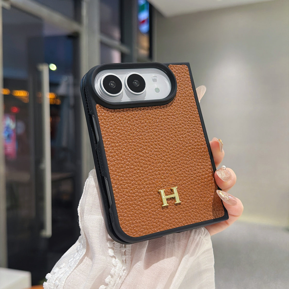 Hermès iPhone Duo Case, Hermes iPhone Case, Hermes Phone Case, Hermes H Logo Case, Hermes Leather iPhone Case, Hermes Designer Phone Case, Hermes Luxury Phone Case, Hermes iPhone Accessories
