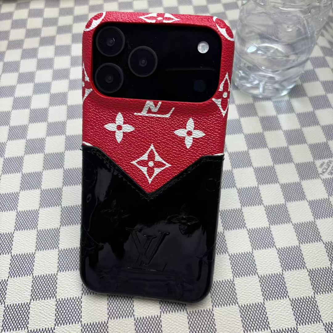 Louis Vuitton colorblock case for iPhone 17 Pro – view 2