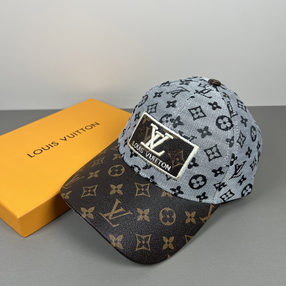 Louis Vuitton patch monogram cap photo 10
