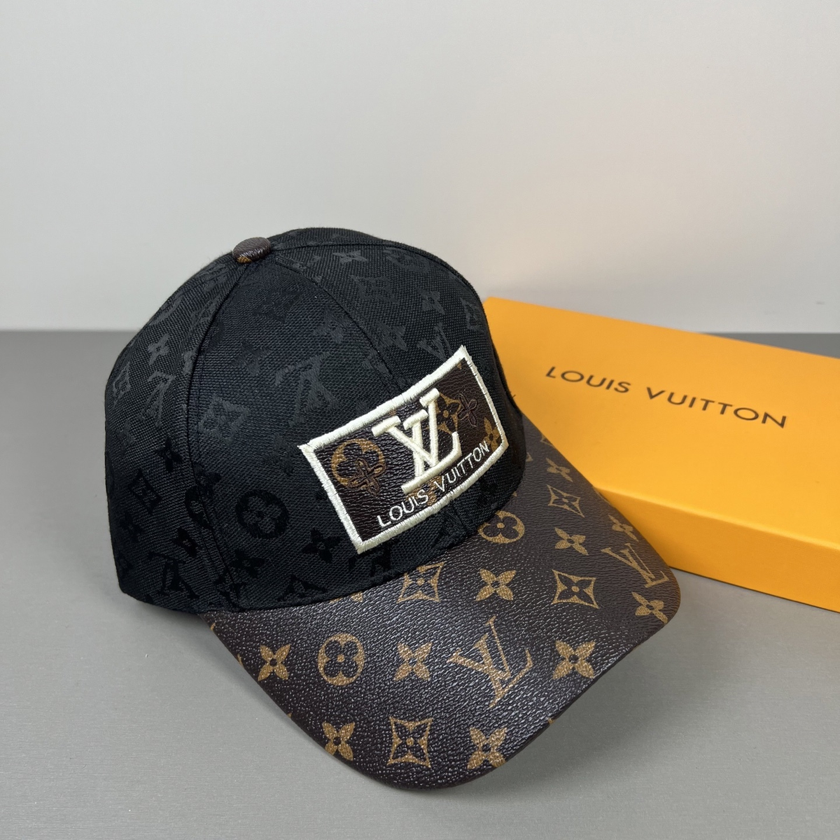 Louis Vuitton patch monogram cap photo 8