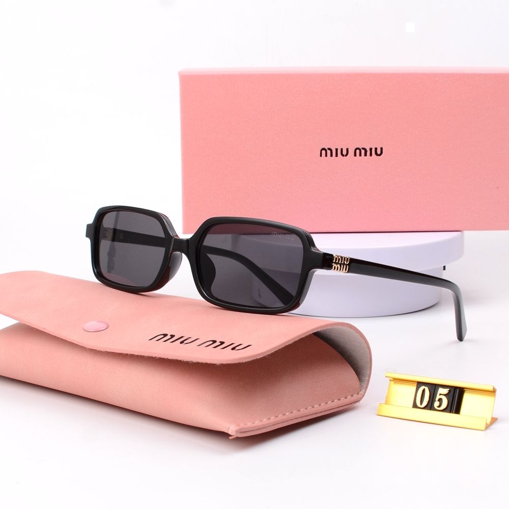 Miu Miu Leopard Print Square Polarized Sunglasses for Unisex – product image 5