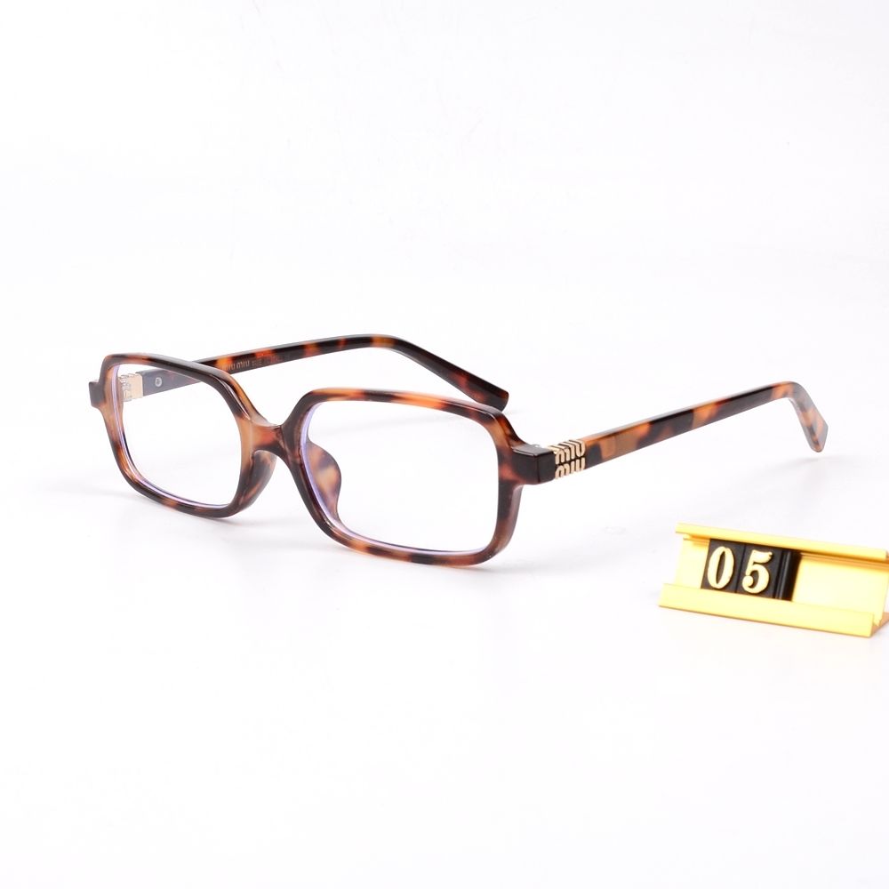 Miu Miu Leopard Print Square Polarized Sunglasses for Unisex – product image 8