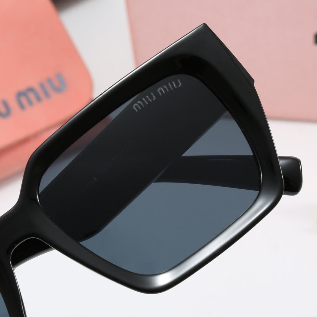 Miu Miu Oversized Square Polarized Sunglasses for Unisex – product image 13