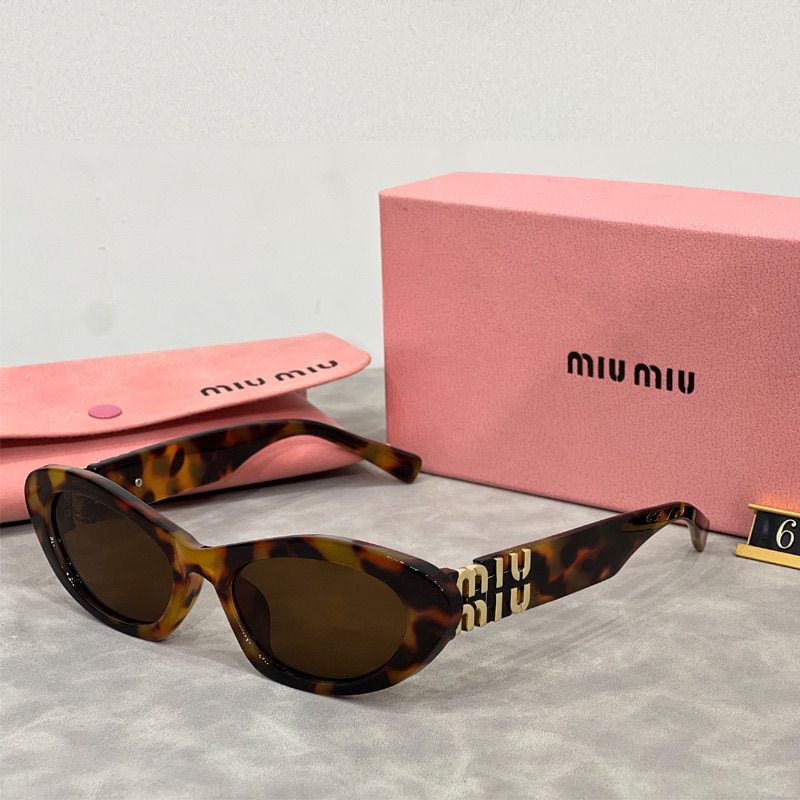 Miu Miu Retro Cat-Eye Oval Polarized Sunglasses for Unisex – product image 2