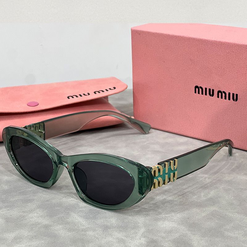 Miu Miu Retro Cat-Eye Oval Polarized Sunglasses for Unisex – product image 4