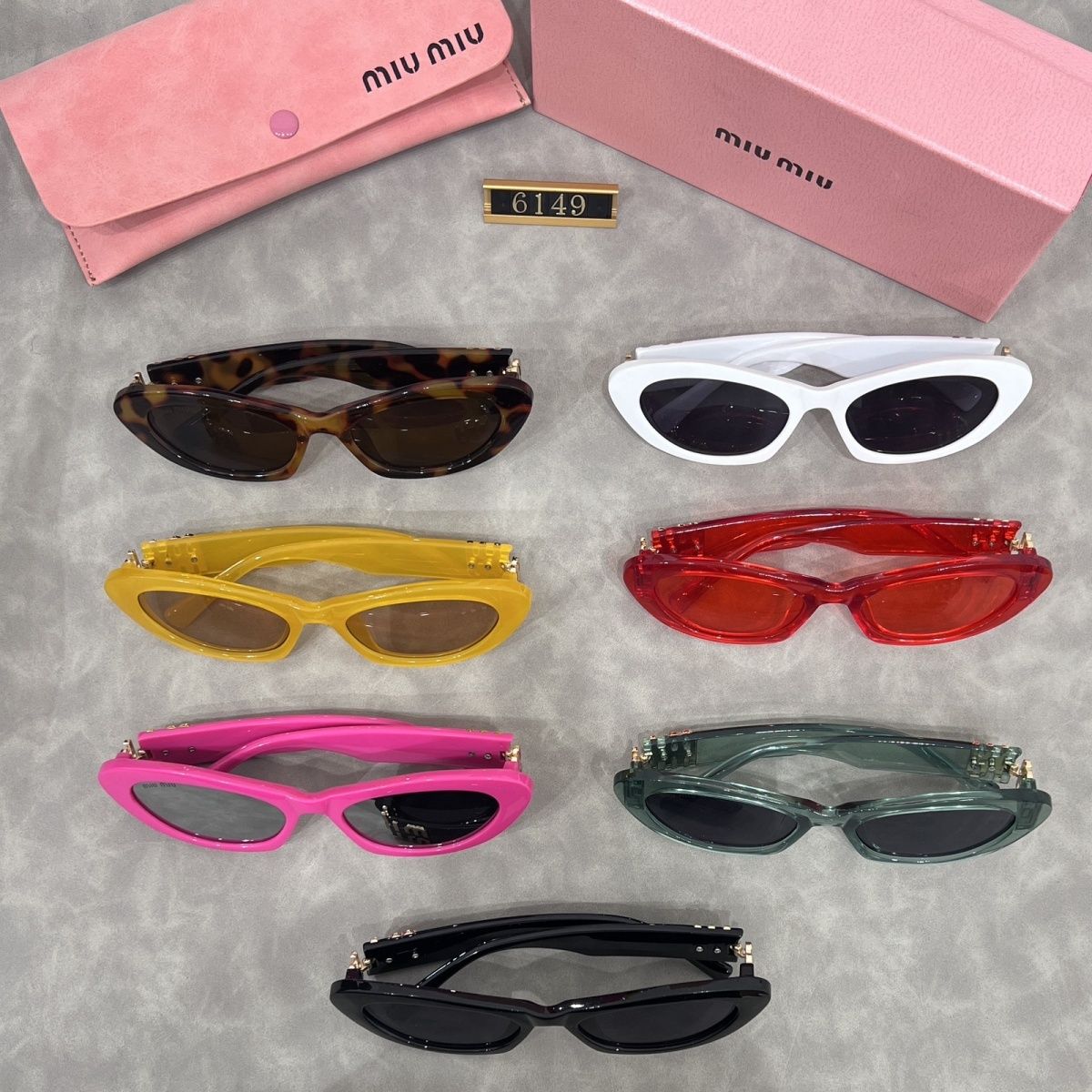 Miu Miu Retro Cat-Eye Oval Polarized Sunglasses for Unisex – product image 6