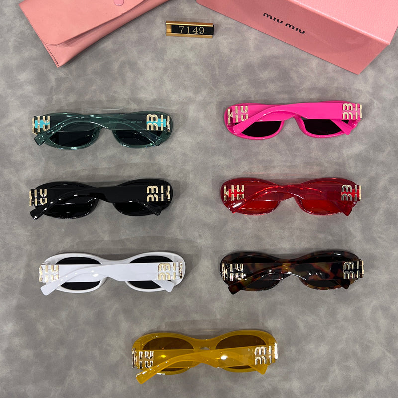 Miu Miu Retro Oval Polarized Sunglasses for Unisex – product image 8