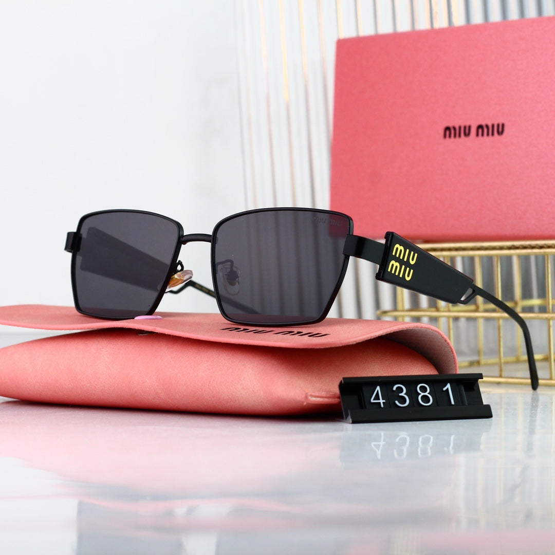 Miu Miu Retro Wide-Rim Rectangular Sunglasses for Unisex – product image 6