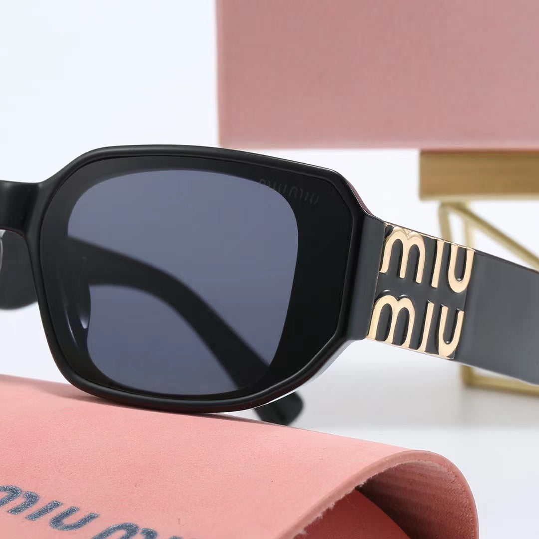 Miu Miu Square Logo-Temple Polarized Sunglasses for Unisex – product image 14