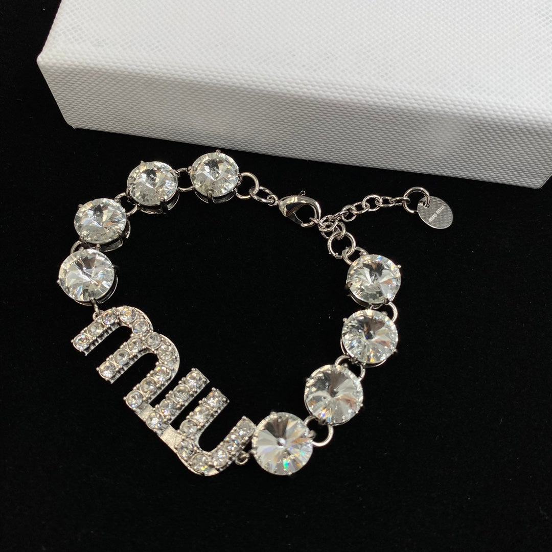 Miu Sparkling Crystal Bracelet Necklace Set – Luxury Jewelry – product image 6