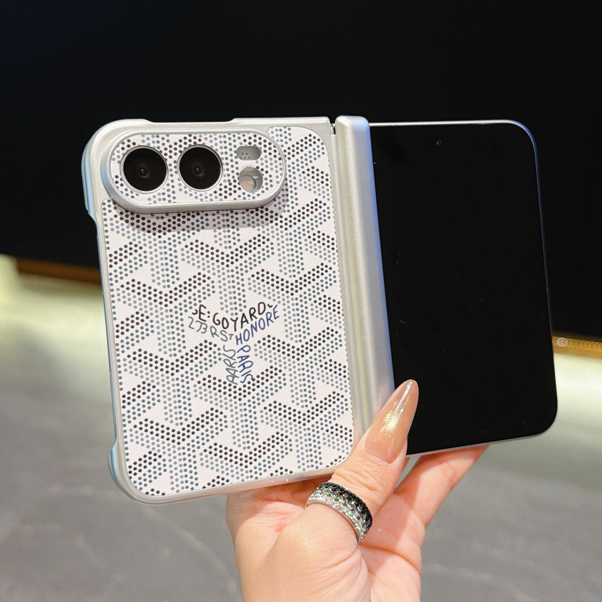 Goyard Chevron iPhone Duo Case – Color Edit in White finish