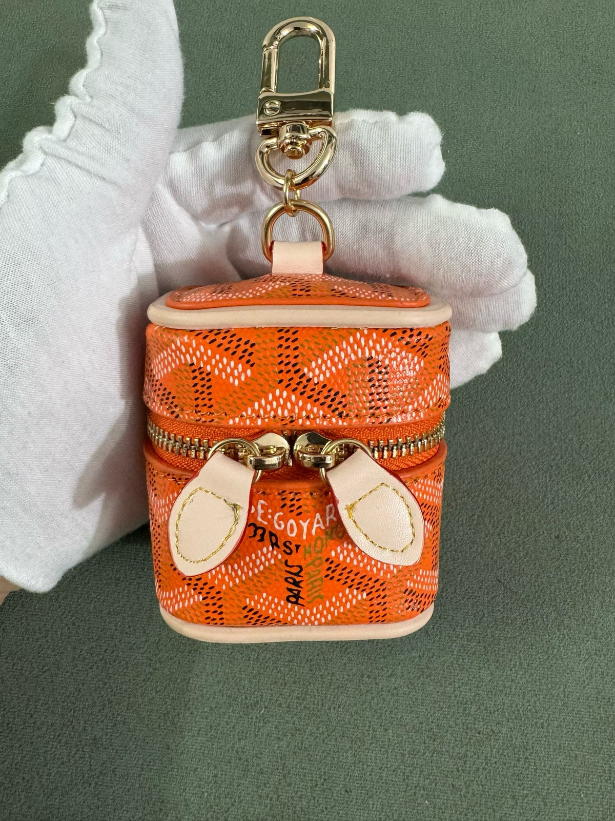 Goyard Chevron Zip Earbud Pouch with Clip in Orange finish