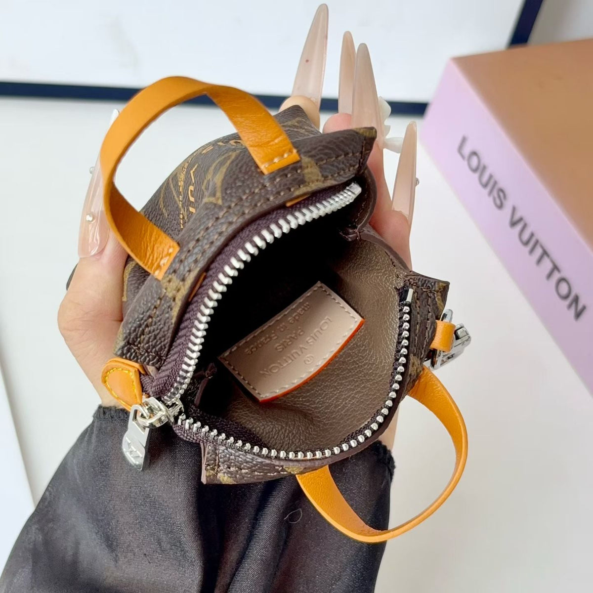 Louis Vuitton Mini Tote Bag Charm – Pattern Edit in gallery detail