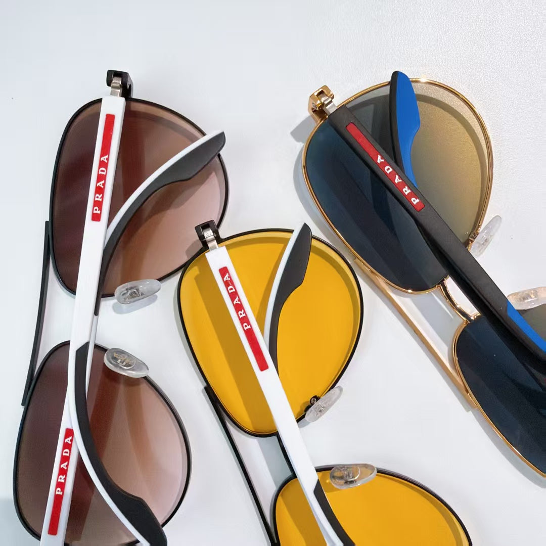 Prada Oversized celebrity-style Polarized Sunglasses for Unisex – product image 8