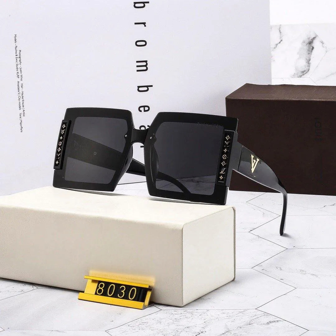 Prada Oversized L8030 Sunglasses for Unisex – product image 2