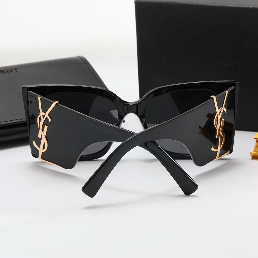 Saint Laurent Square Logo-Temple Polarized Sunglasses for Unisex – product image 21