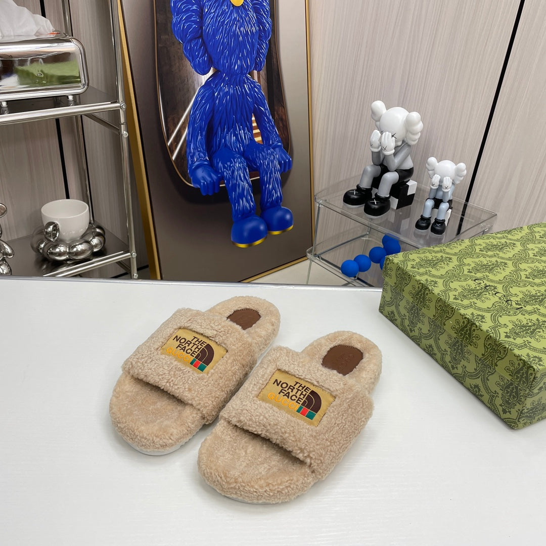 The North Face x Gucci Trendy Co-Branded Wool Slippers – slippers product image 8