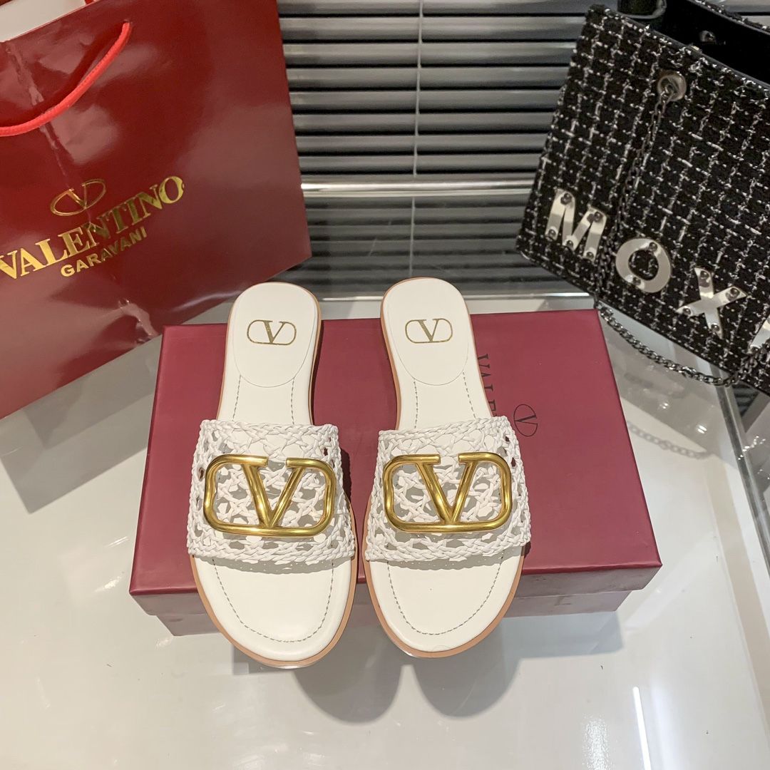 Valentino Cutout Flat Slippers – slippers product image 3