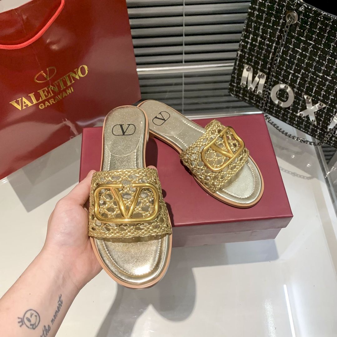 Valentino Cutout Flat Slippers – slippers product image 5