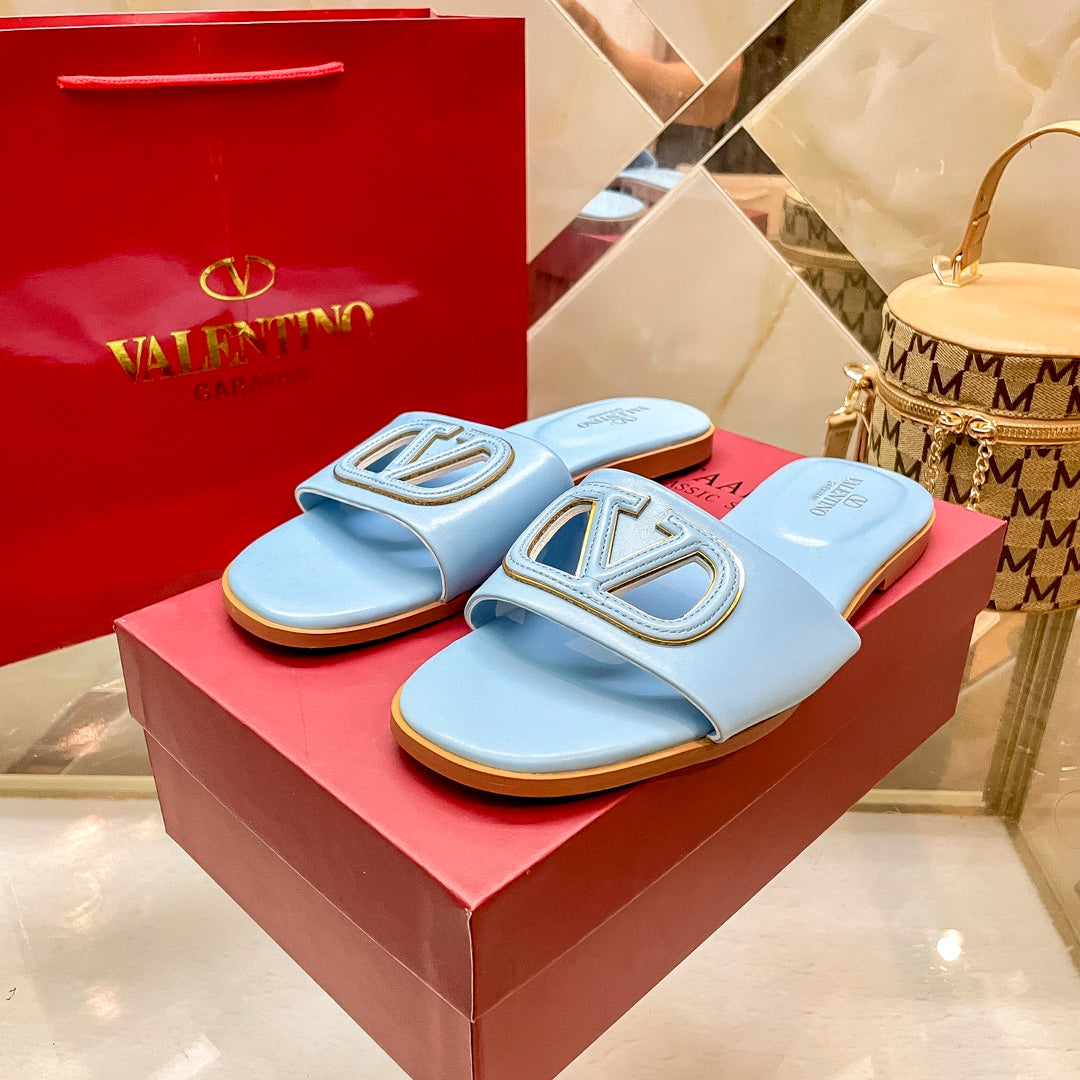 Valentino Fashion Logo Flat Slippers – slippers product image 16