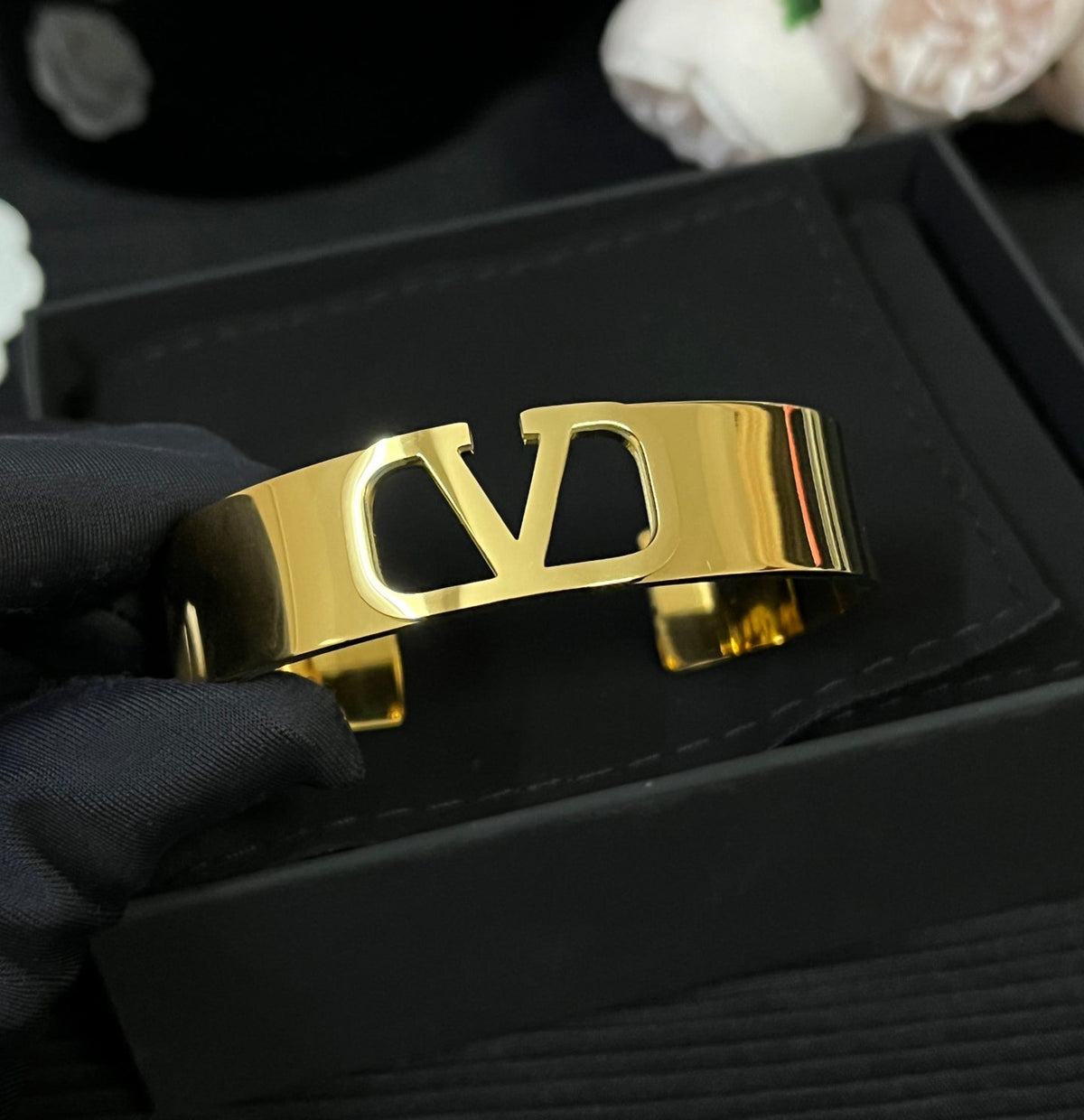 Valentino Open Hollow Bracelet – Luxury Jewelry – product image 1