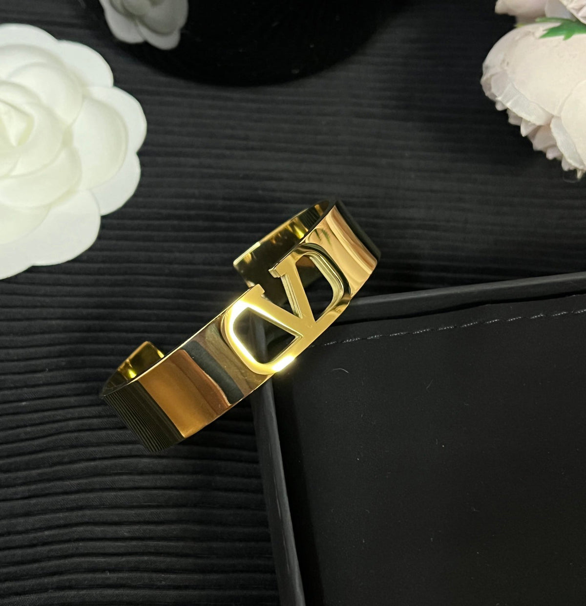 Valentino Open Hollow Bracelet – Luxury Jewelry – product image 2