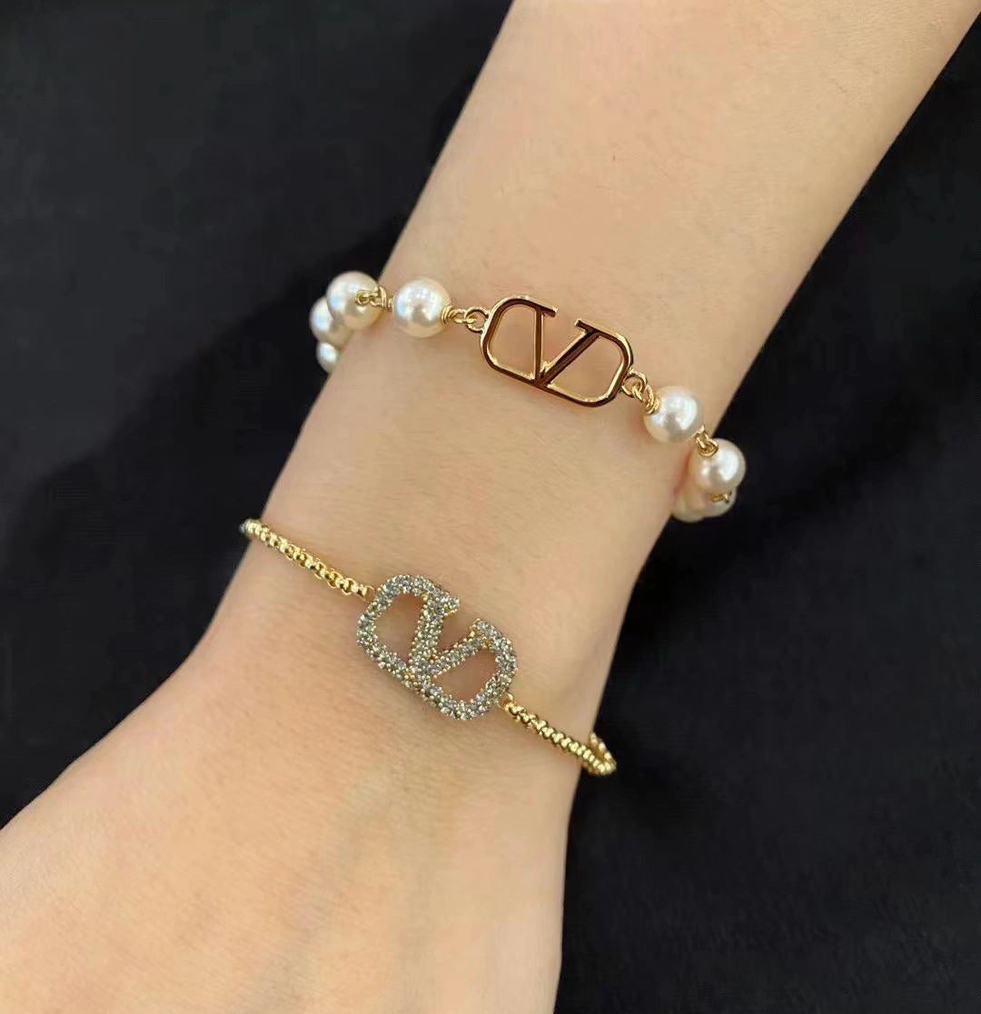 Valentino Pearl V Bracelet – Luxury Jewelry – product image 6