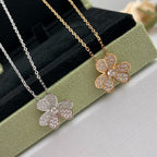 Van Cleef & Arpels Clover Crystal-Set Necklace – Luxury Designer Jewelry – product image 12
